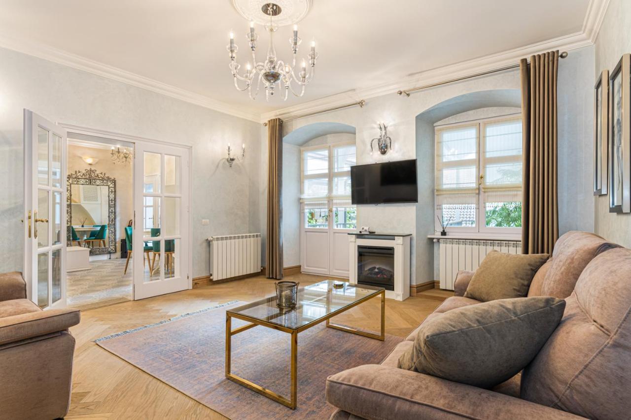 Krone Apartment Брашов Экстерьер фото